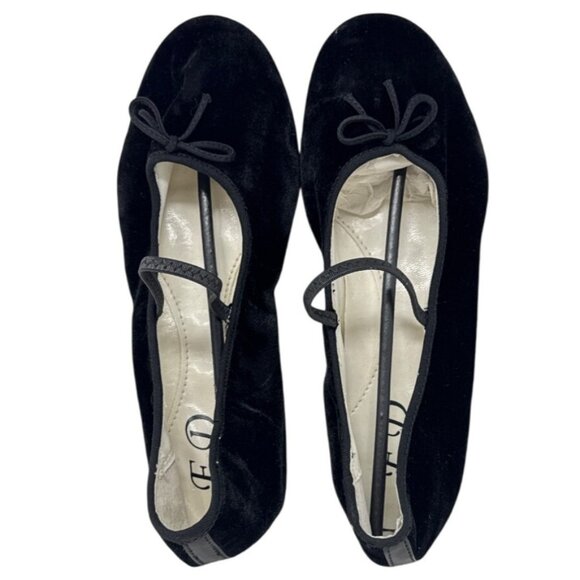 FD Flower Girl Design Black Velvet Ballet Flats with Bow & Elastic Strap - Picture 2 of 6